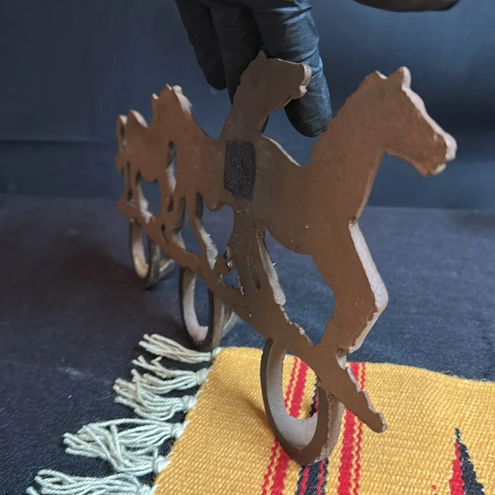 Cast iron wild horses wall with three hooks